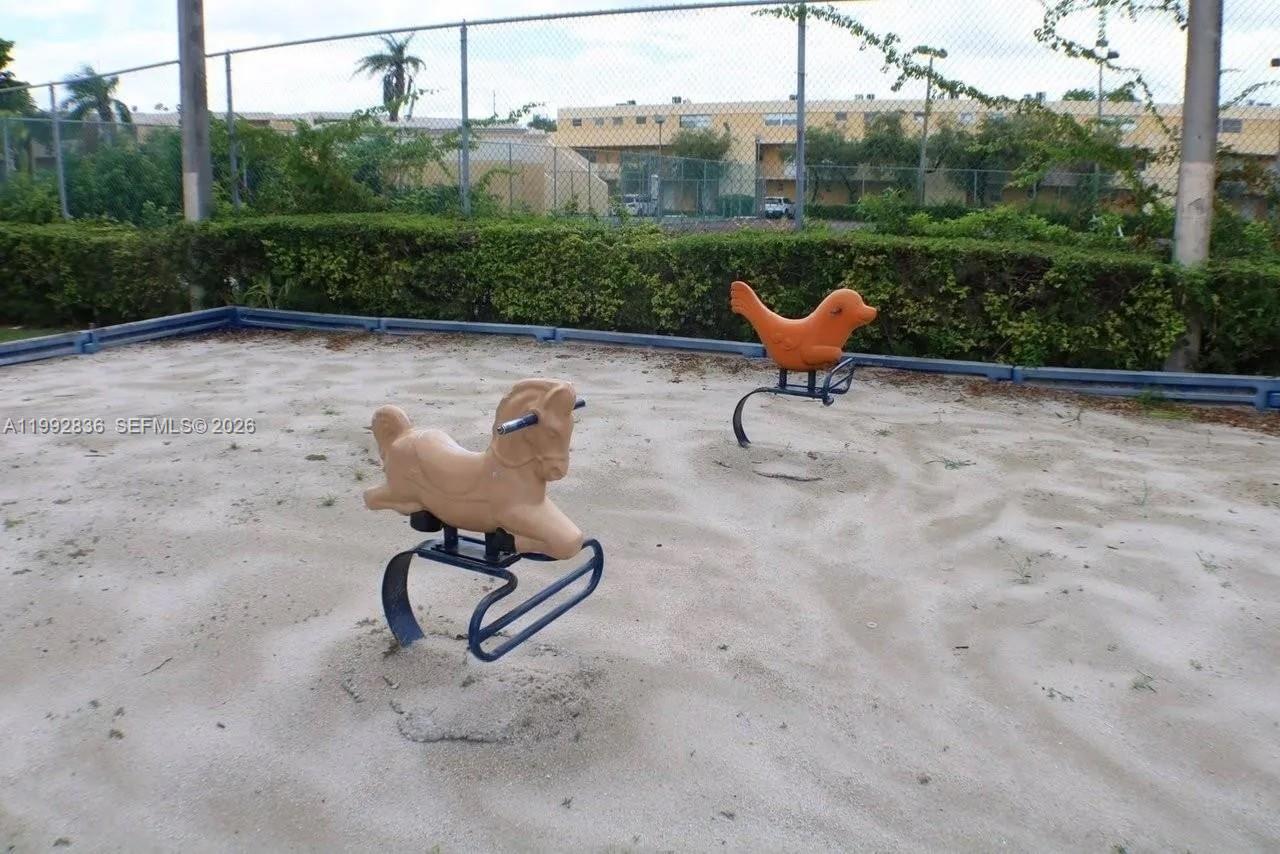 9351 Fontainebleau Blvd #B409 Miami, FL 33172