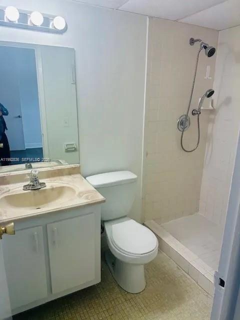 9351 Fontainebleau Blvd #B409 Miami, FL 33172