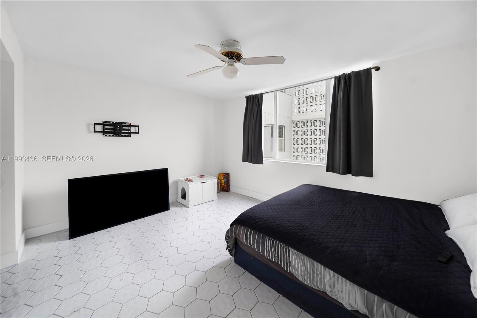 3800 Hillcrest Dr #1007 Hollywood, FL 33021