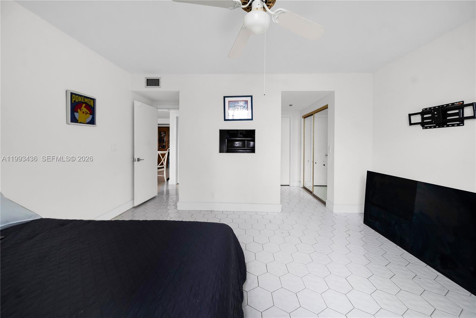 3800 Hillcrest Dr #1007 Hollywood, FL 33021