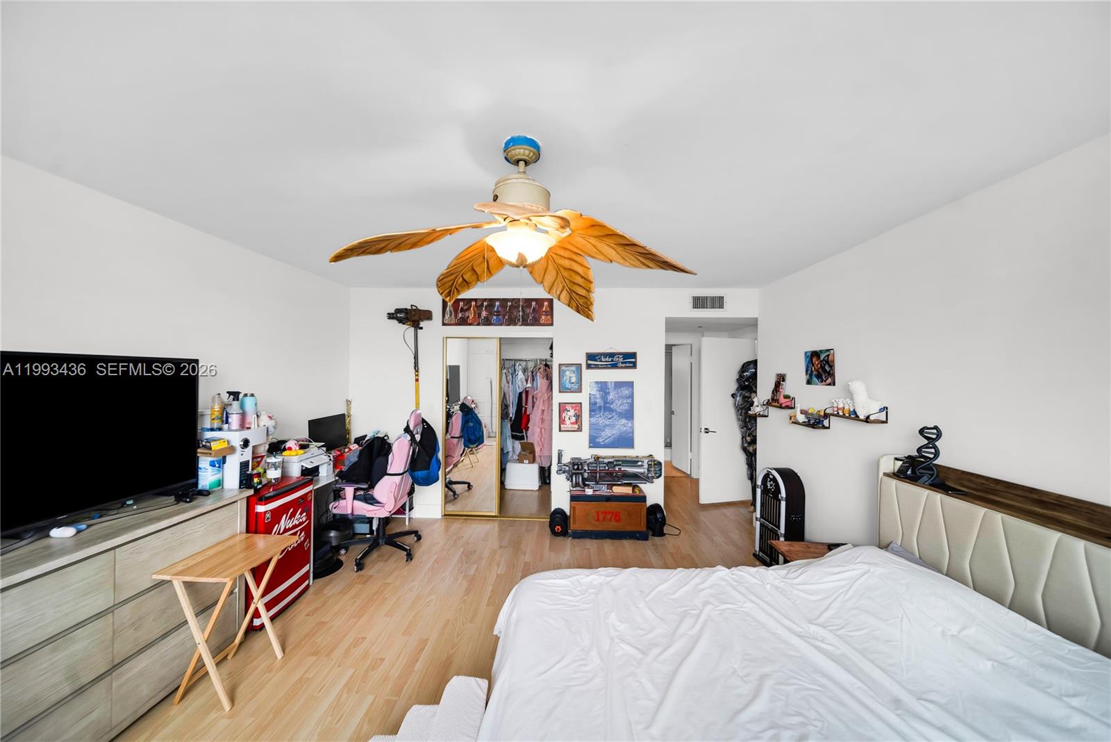 3800 Hillcrest Dr #1007 Hollywood, FL 33021