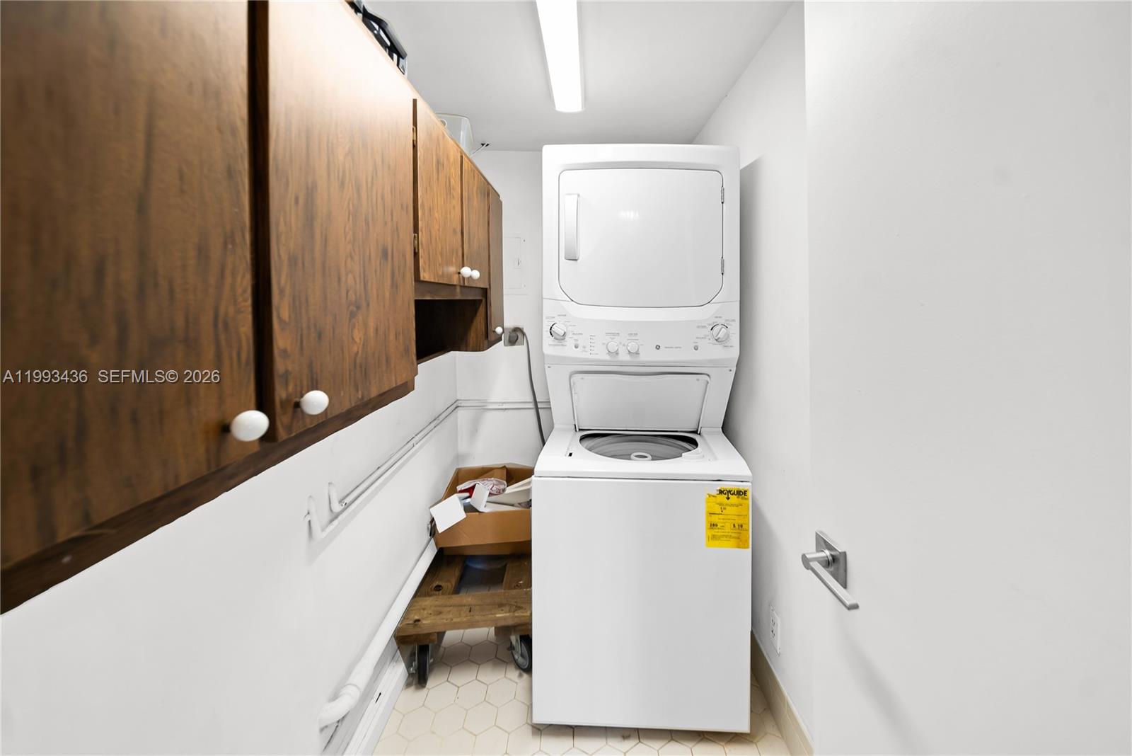 3800 Hillcrest Dr #1007 Hollywood, FL 33021