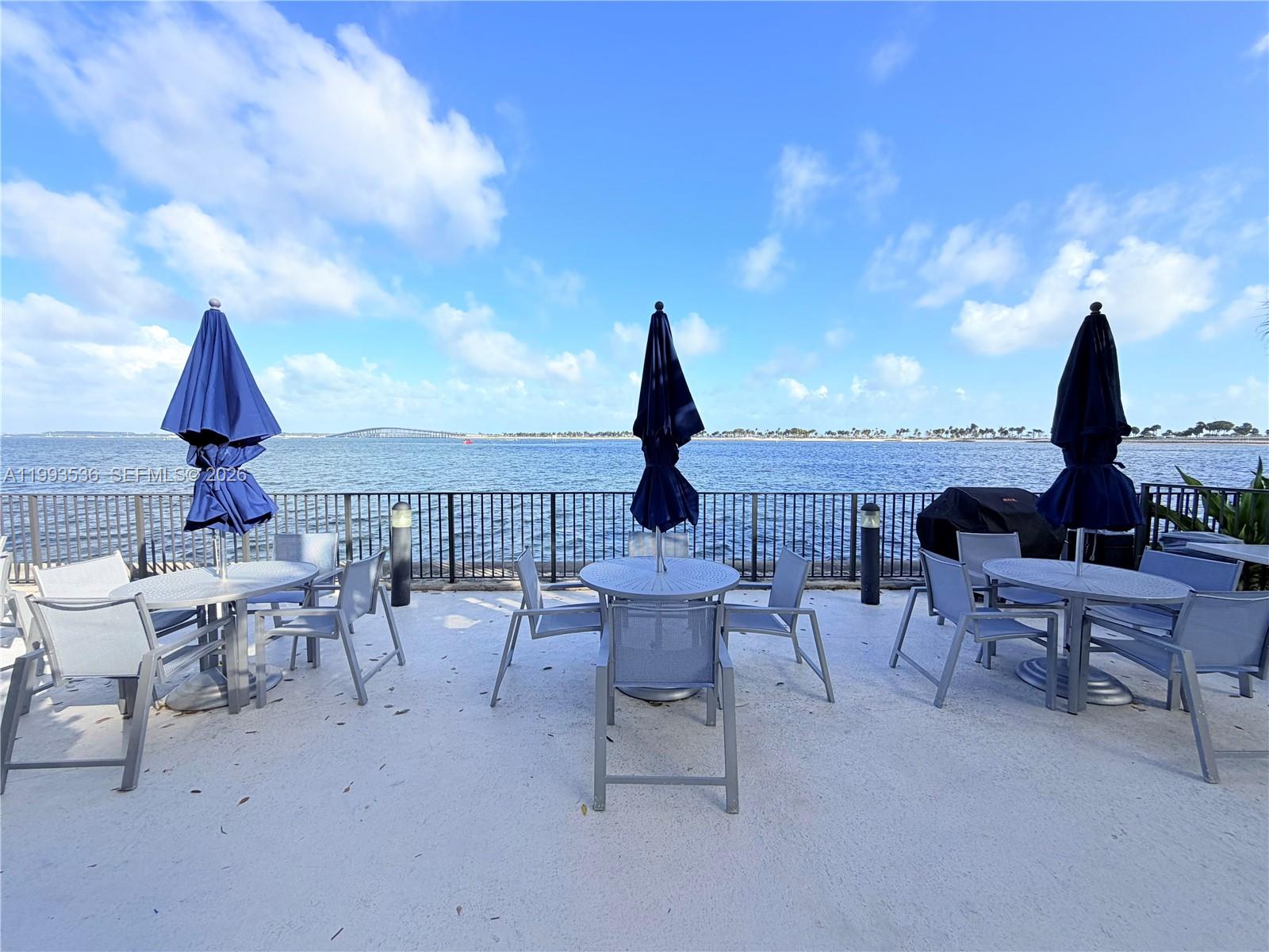image Brickell Bay Club24