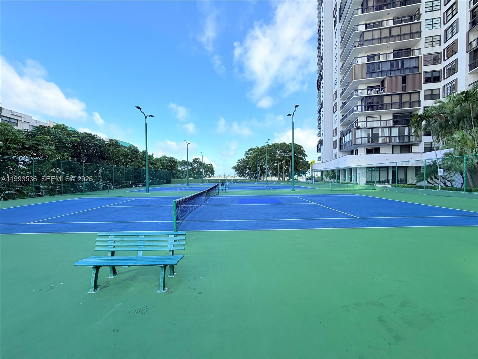 image Brickell Bay Club27