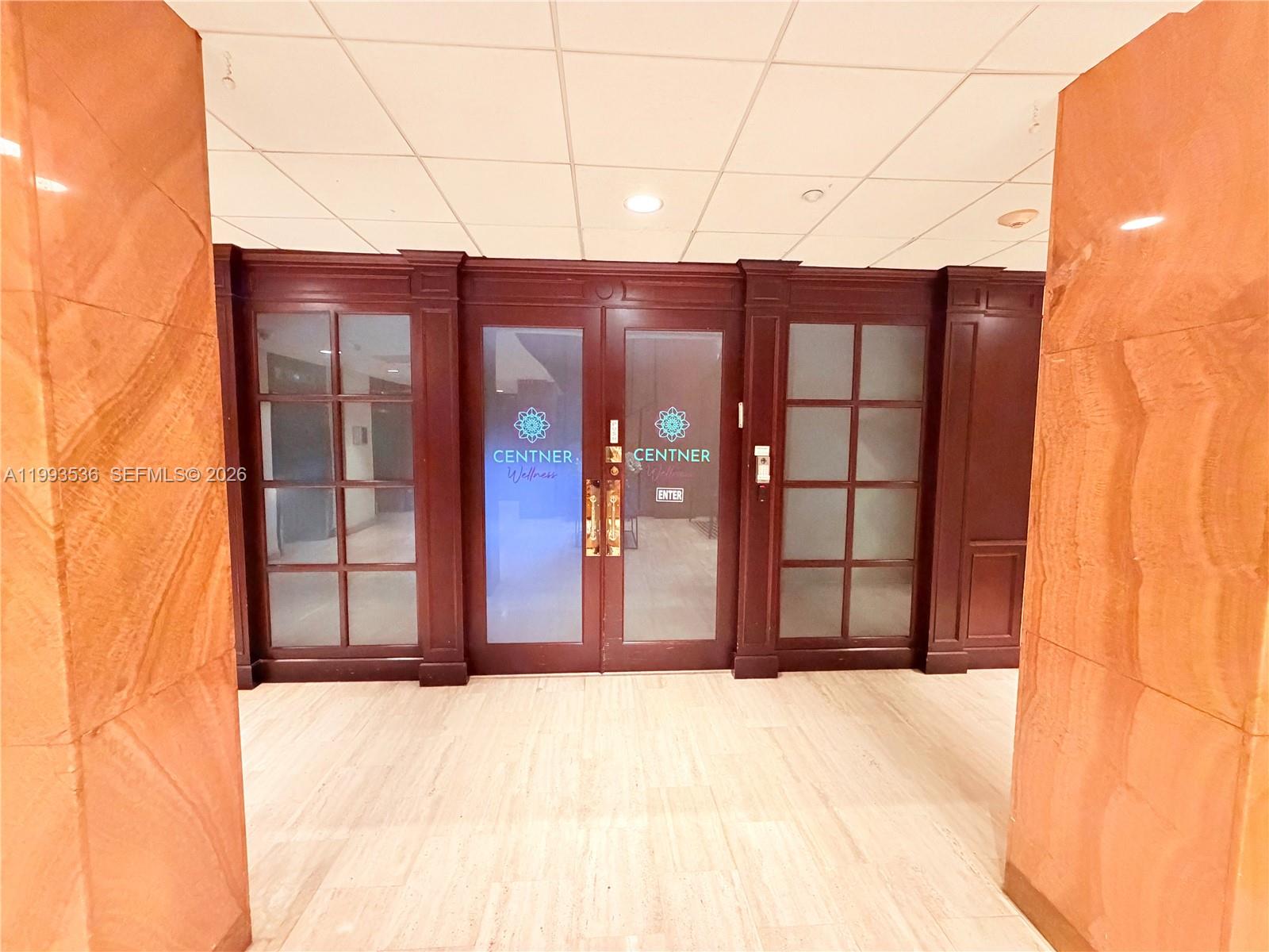 image Brickell Bay Club36