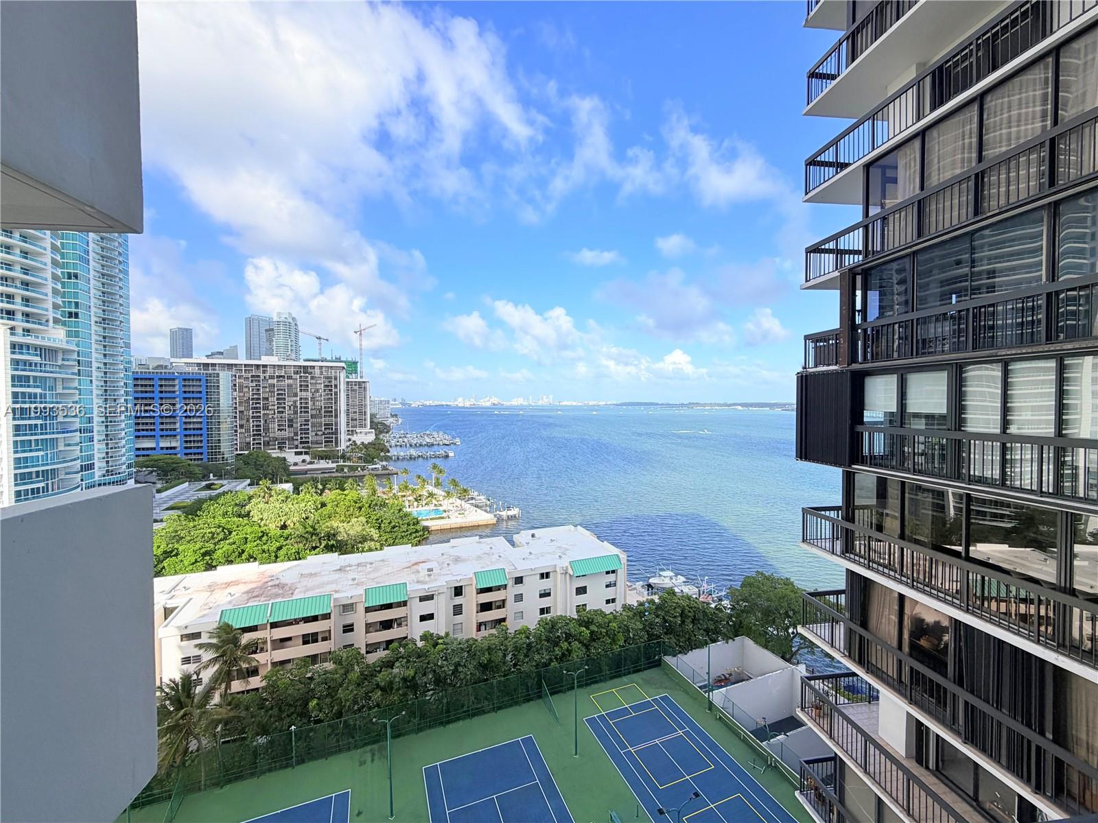 image Brickell Bay Club7