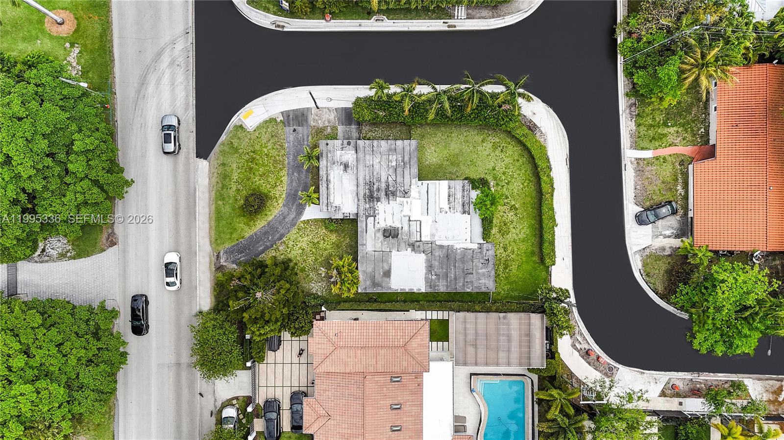 1630 S Bayshore Dr Miami, FL 33133