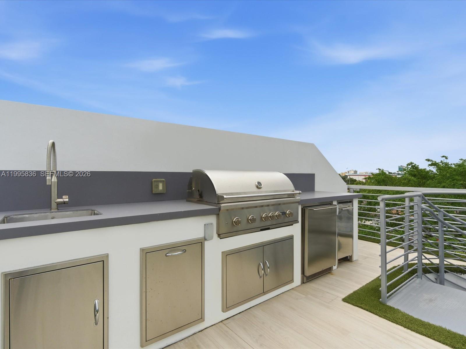 529 SW 11th St #PH303 Miami, FL 33129