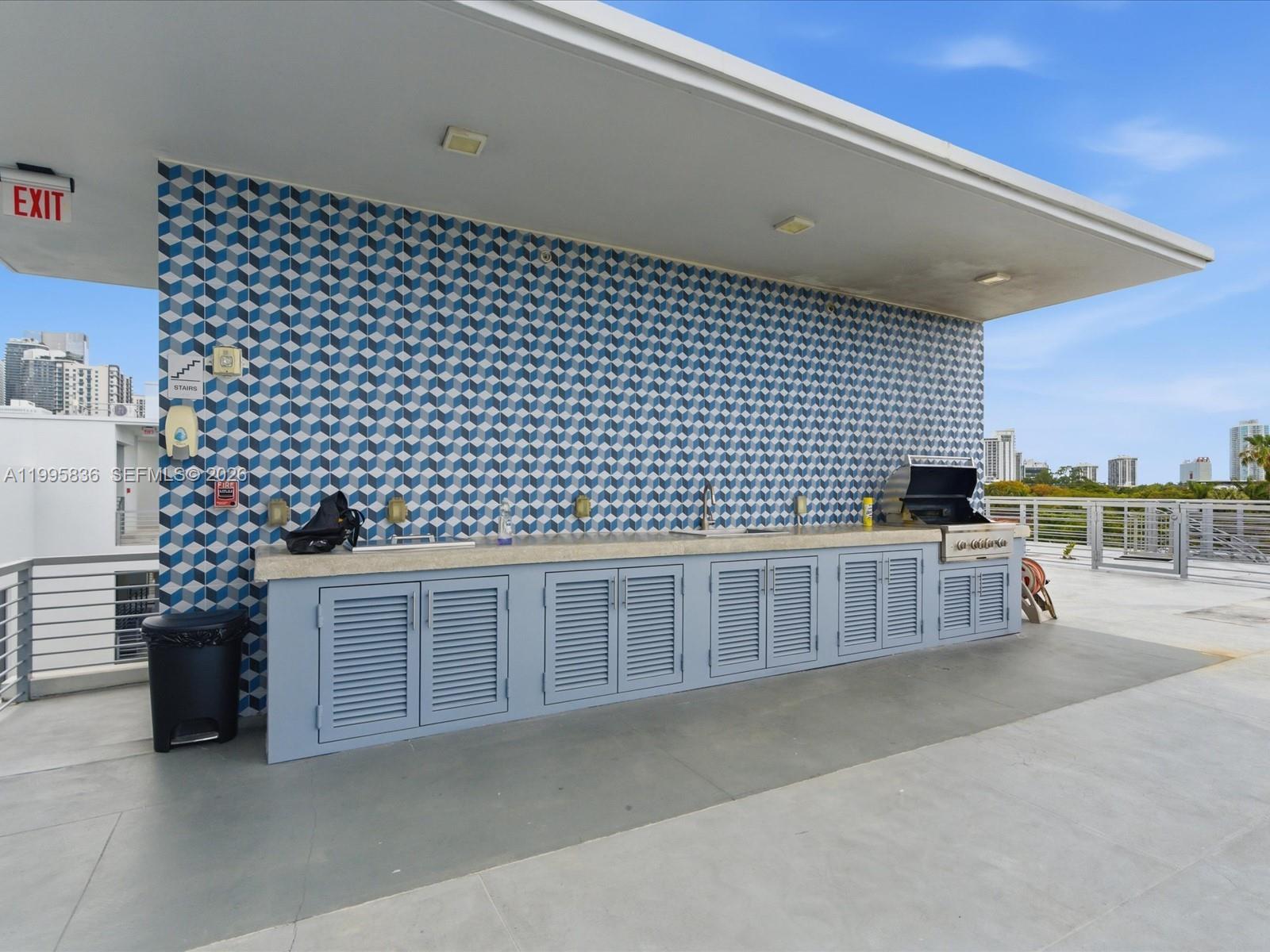 529 SW 11th St #PH303 Miami, FL 33129