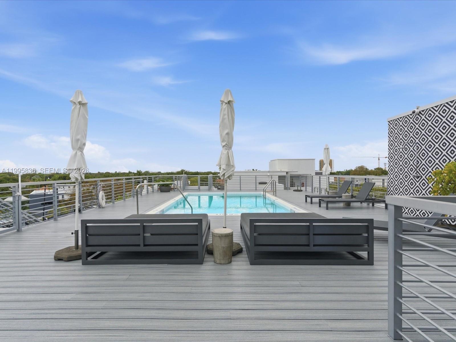 529 SW 11th St #PH303 Miami, FL 33129