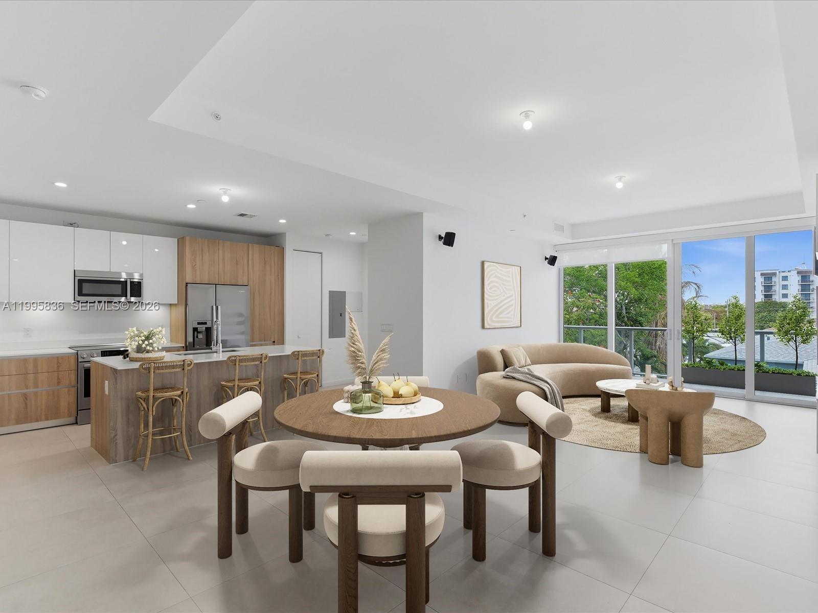 529 SW 11th St #PH303 Miami, FL 33129