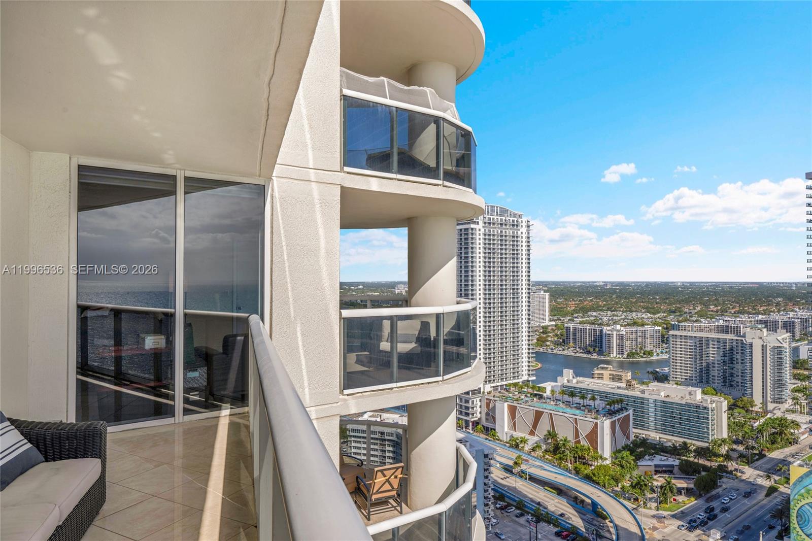 image Beach Club 117