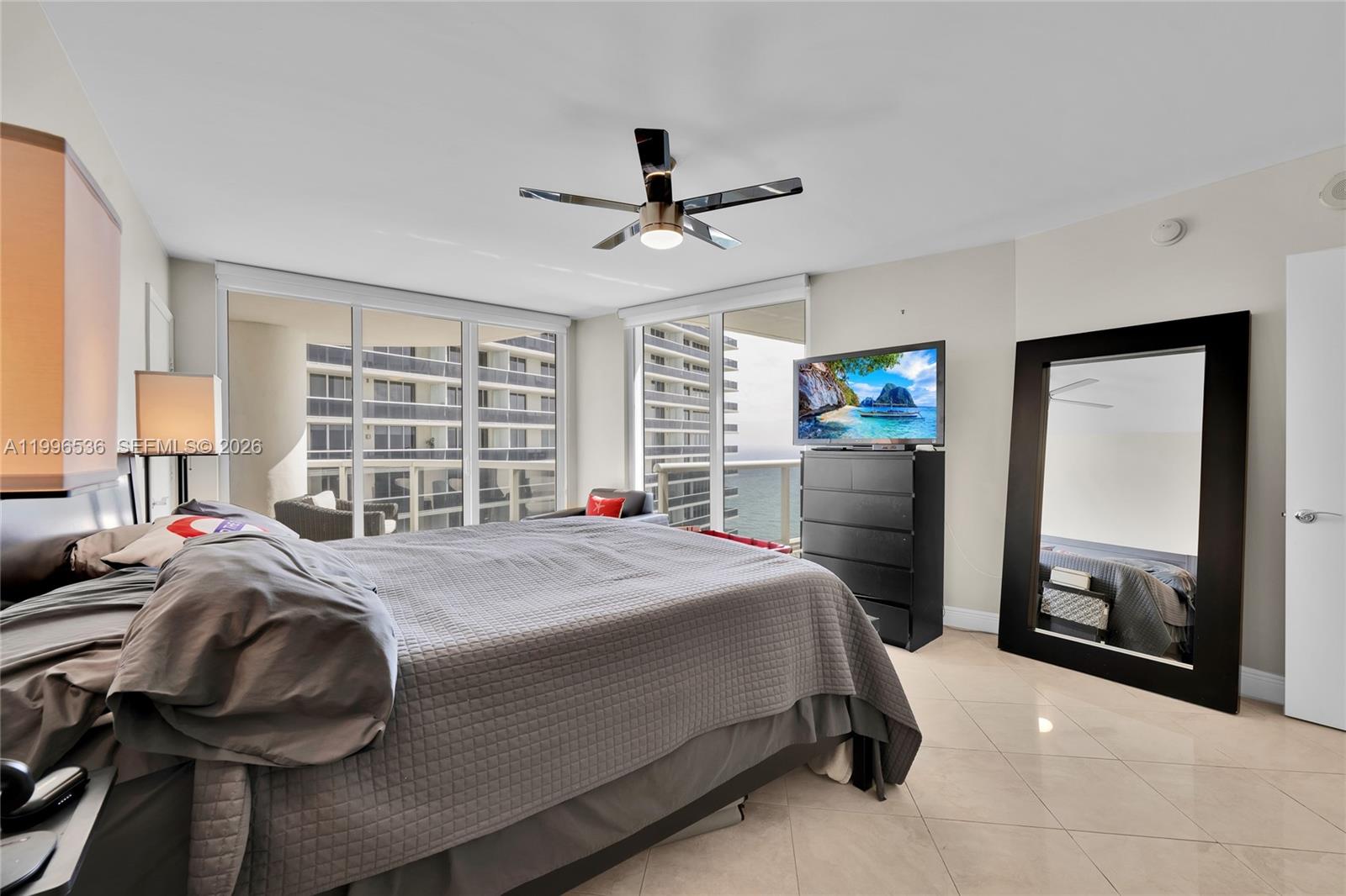 image Beach Club 119