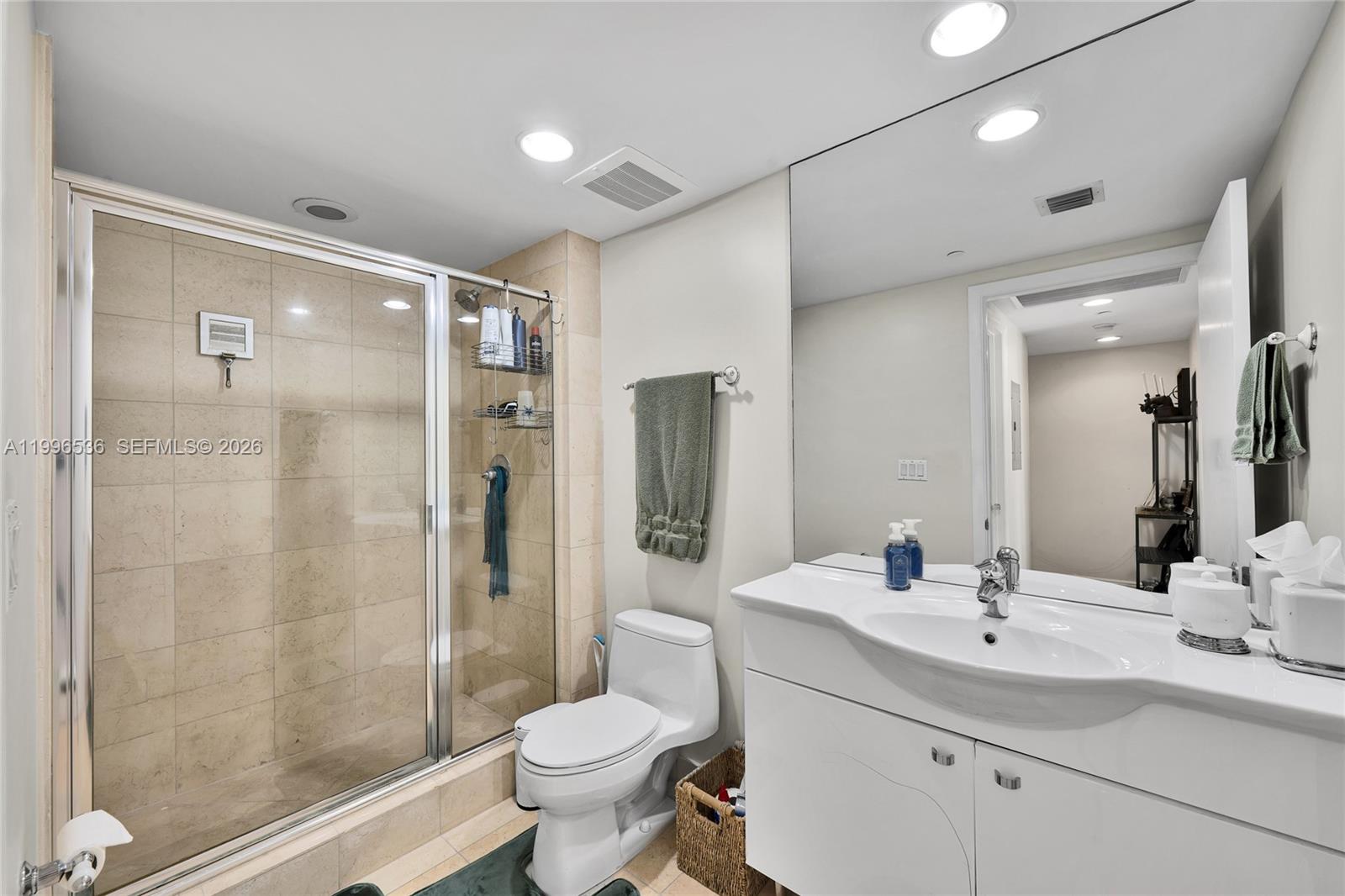 image Beach Club 128