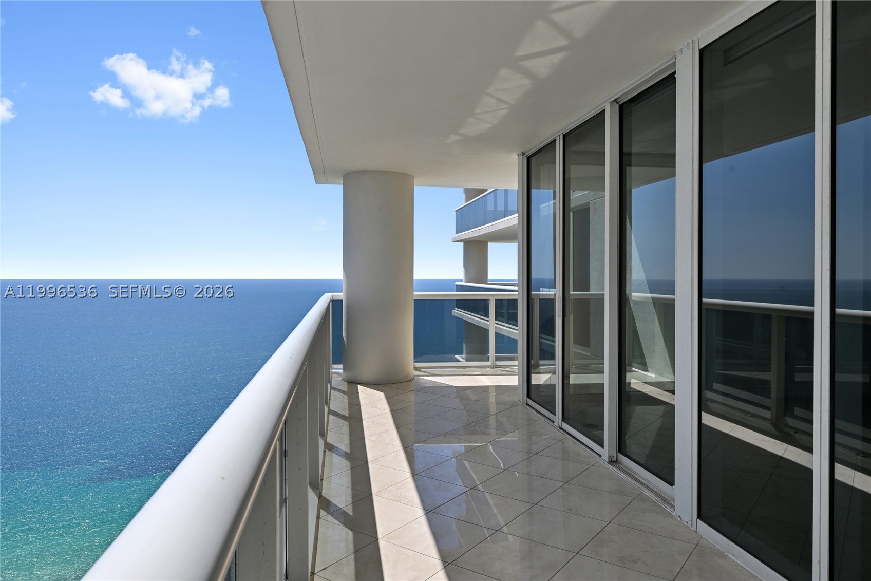 image Beach Club 130