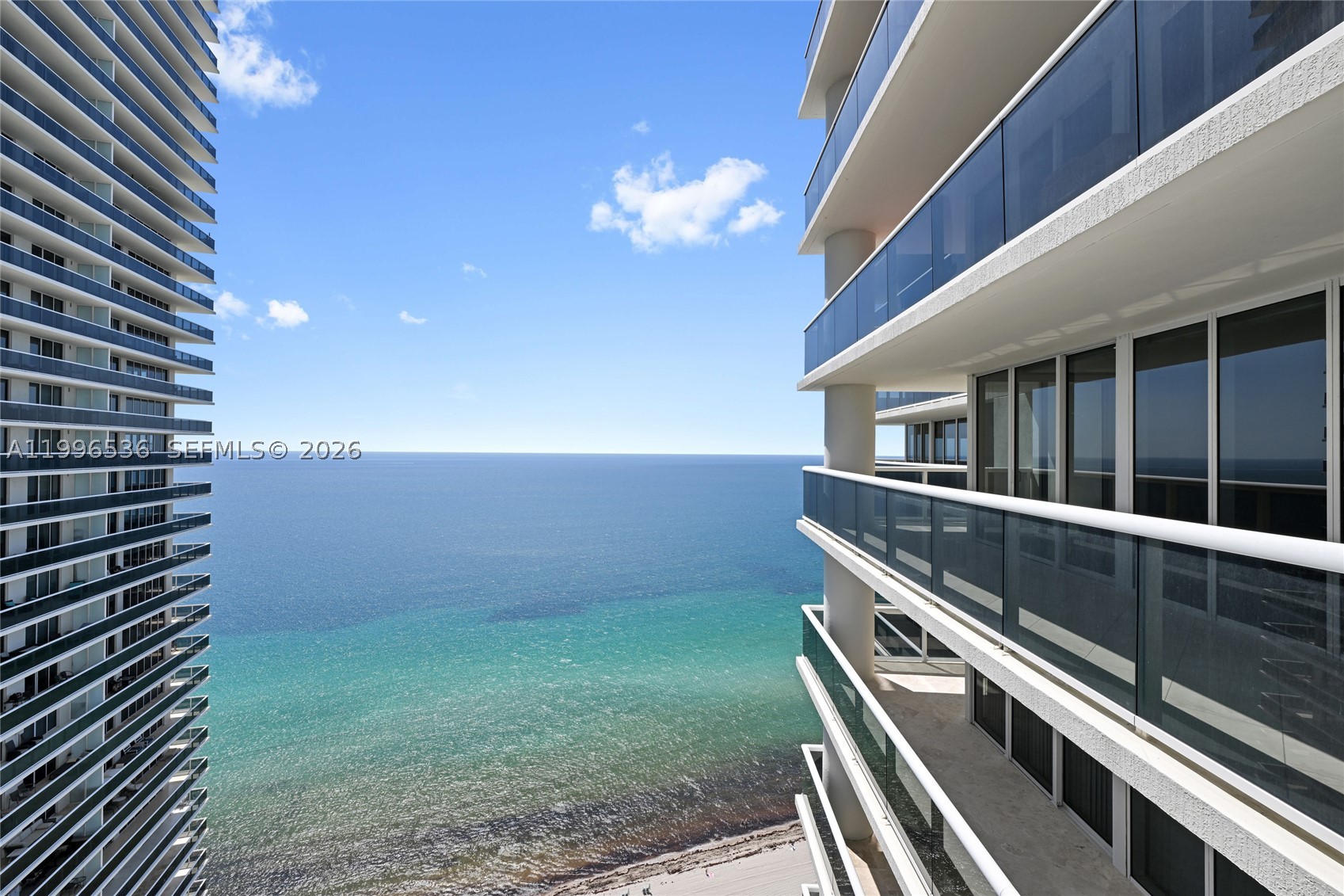 image Beach Club 138