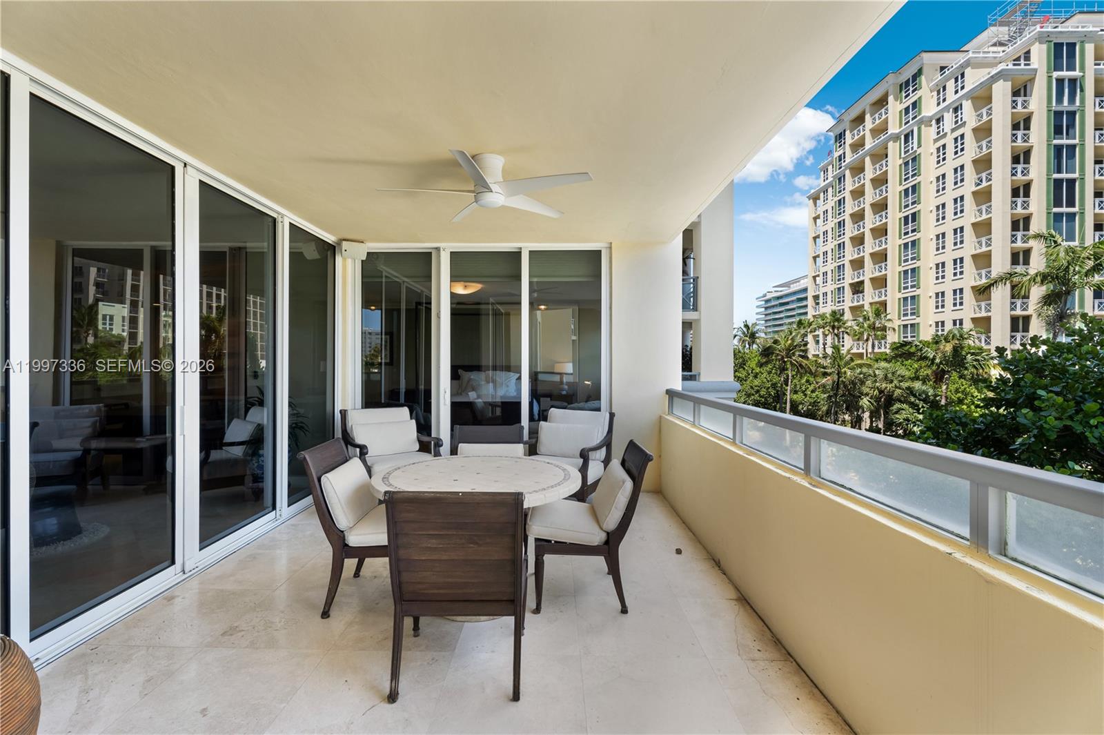 image Grand Bay Residences25