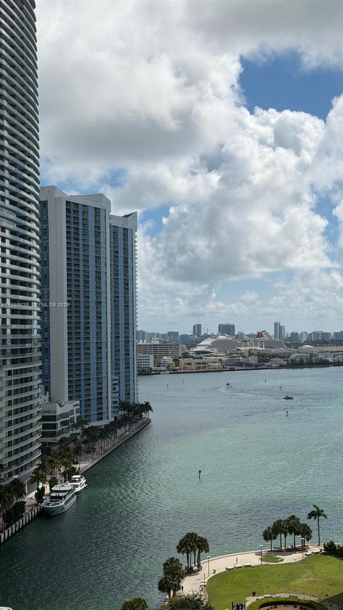image Viceroy Brickell Residences3