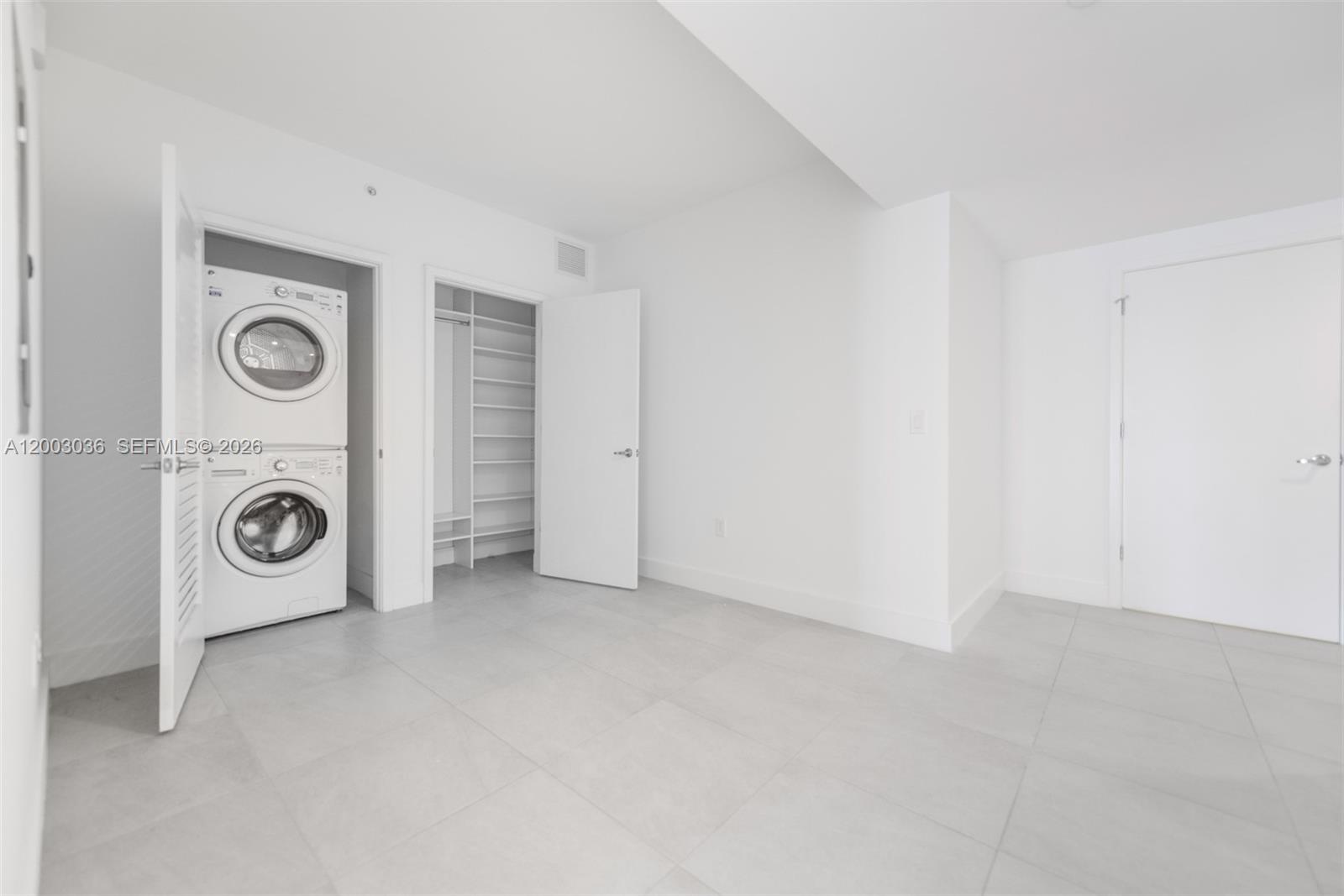 image 1010 Brickell12