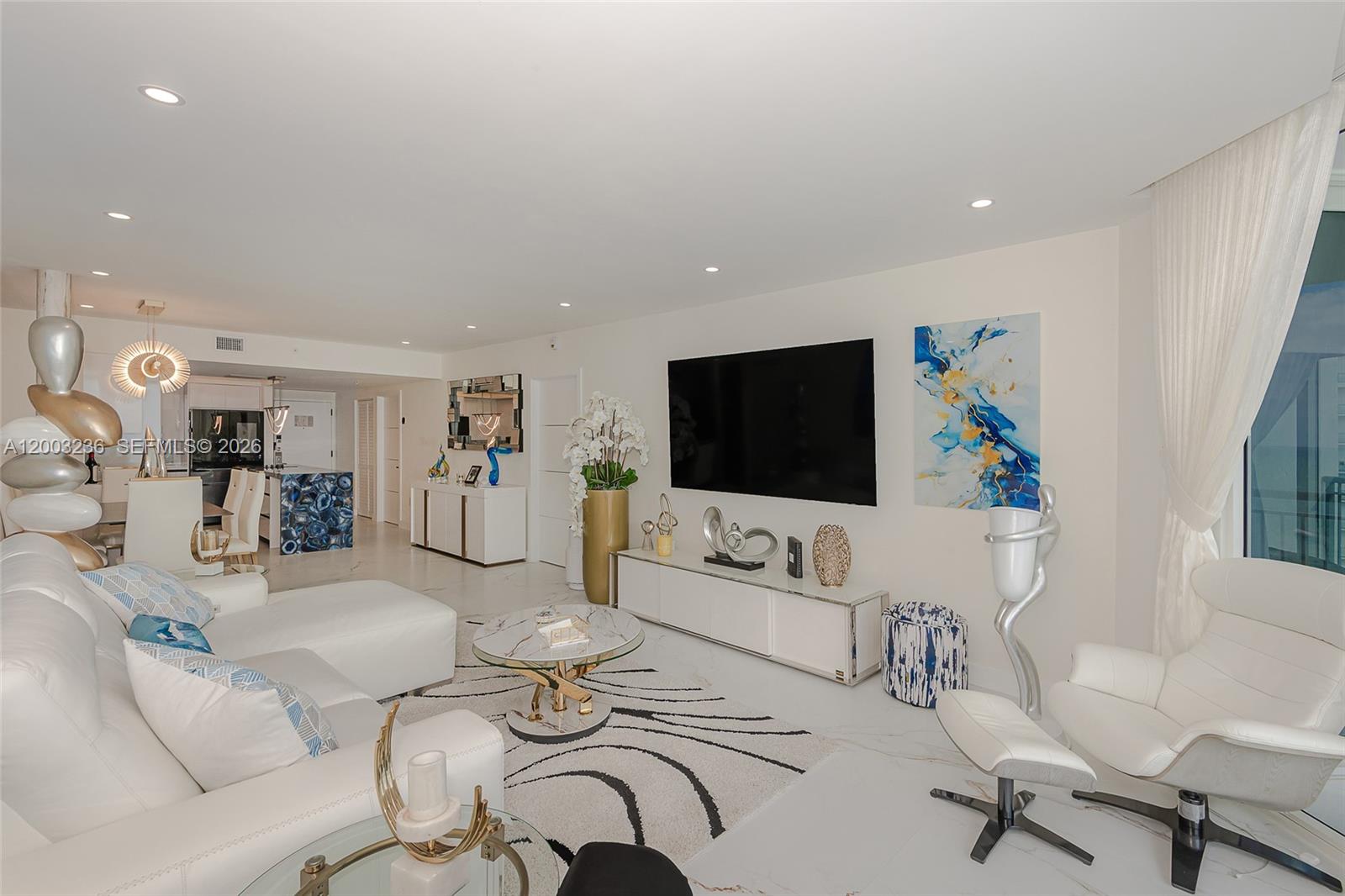 17375 Collins Ave #1601 Sunny Isles Beach, FL 33160