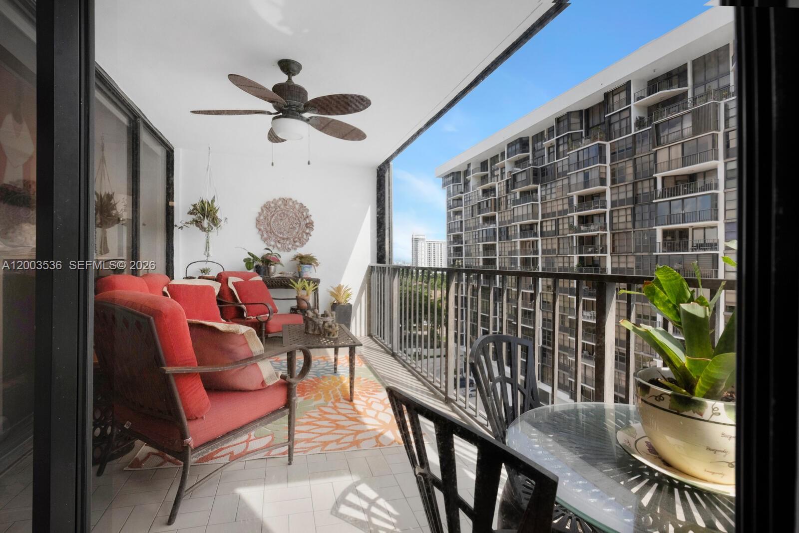 image Brickell Place IV13