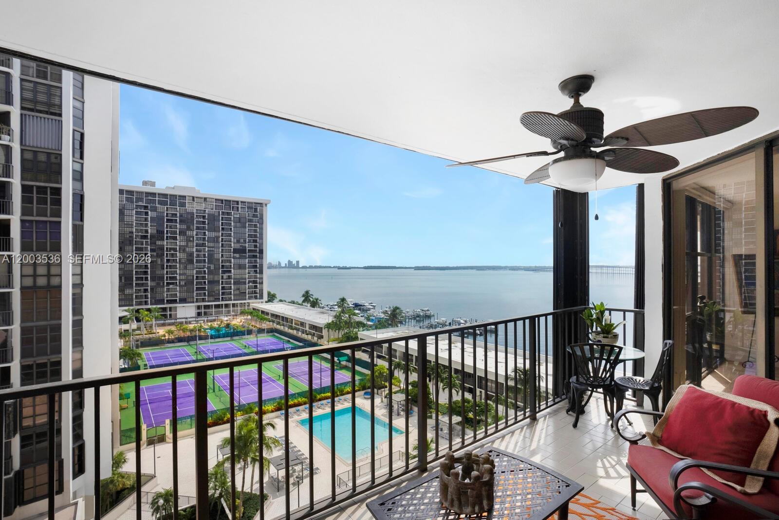 image Brickell Place IV14