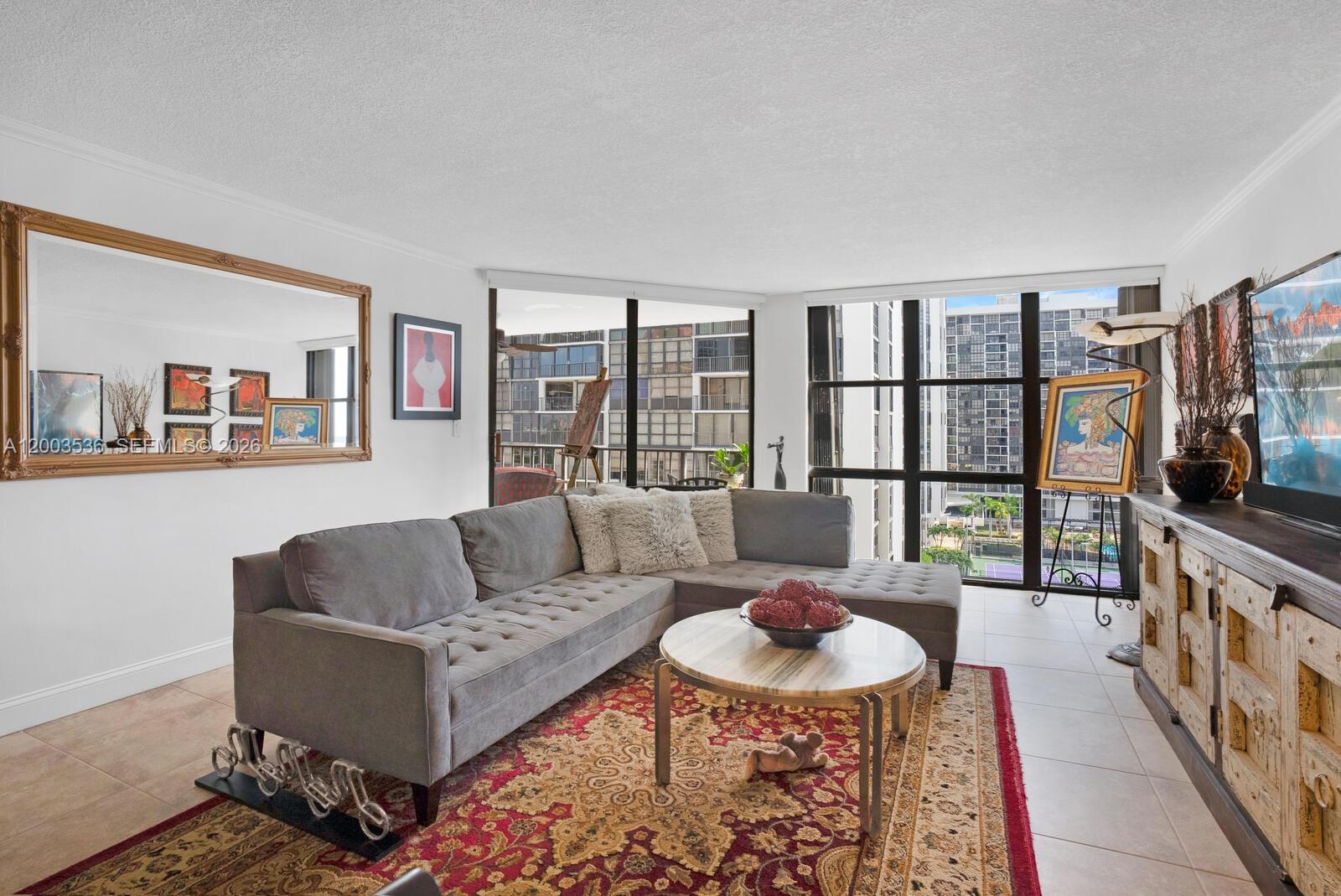 image Brickell Place IV3
