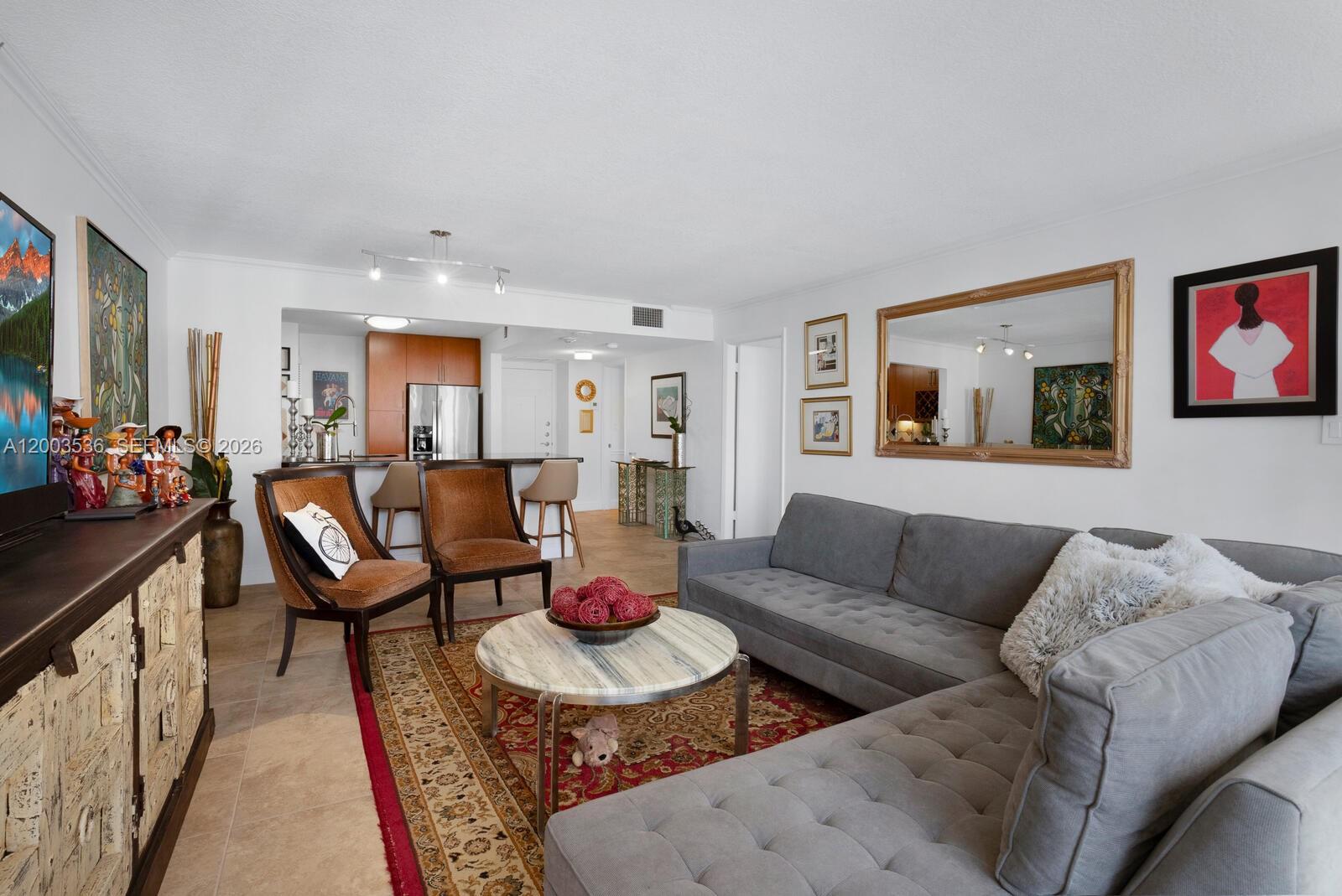 image Brickell Place IV4