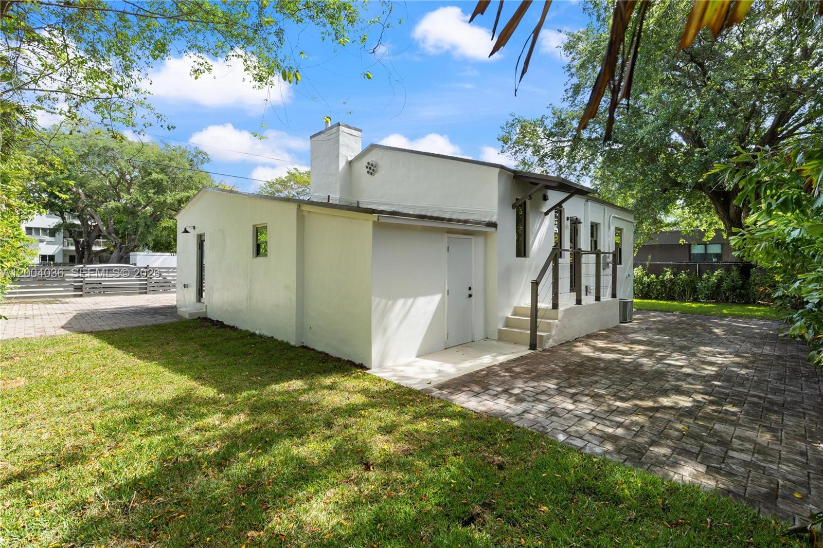 666 NE 62nd St Miami, FL 33138