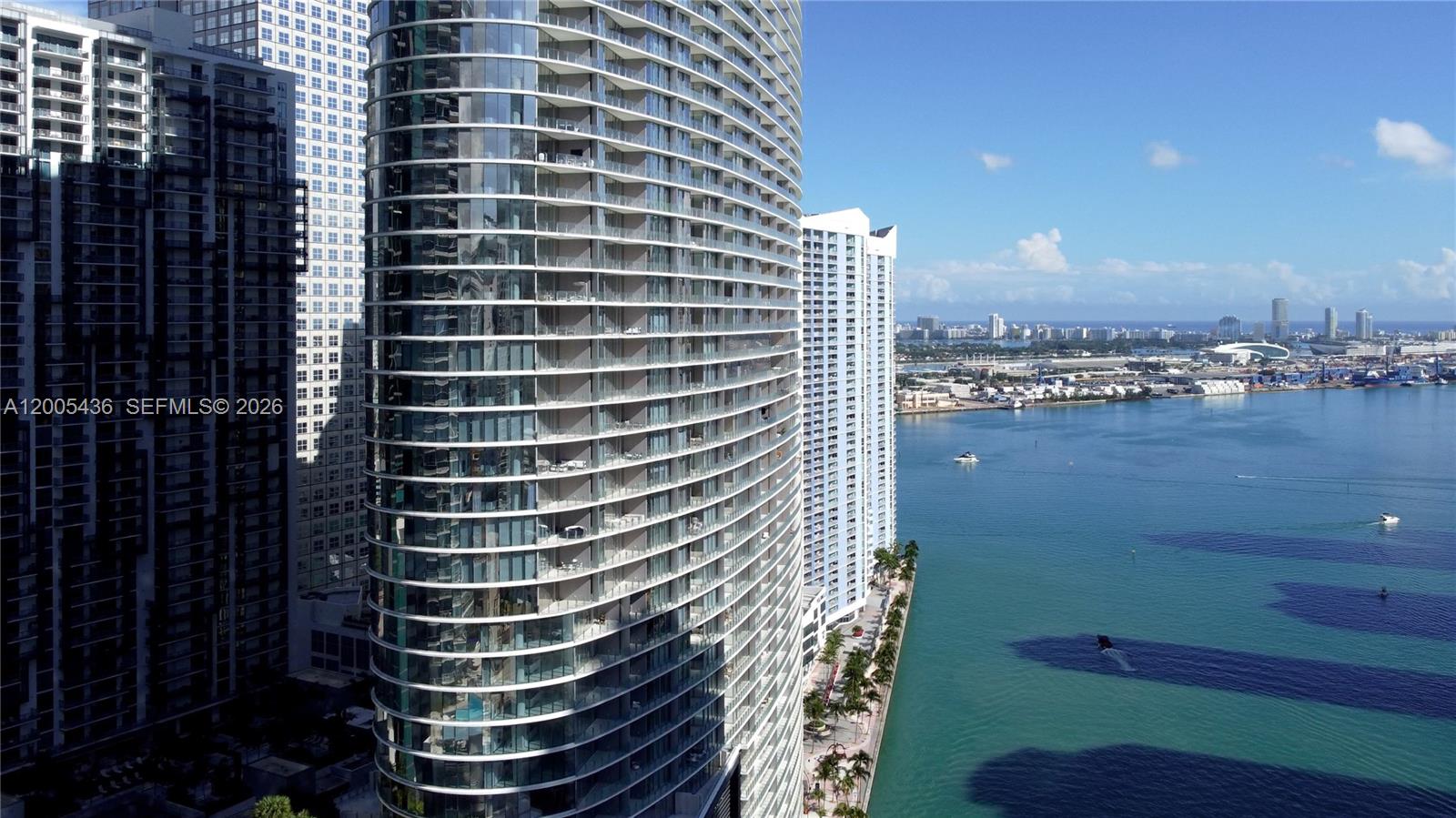 300 Biscayne Blvd Way #2802E Miami, FL 33131