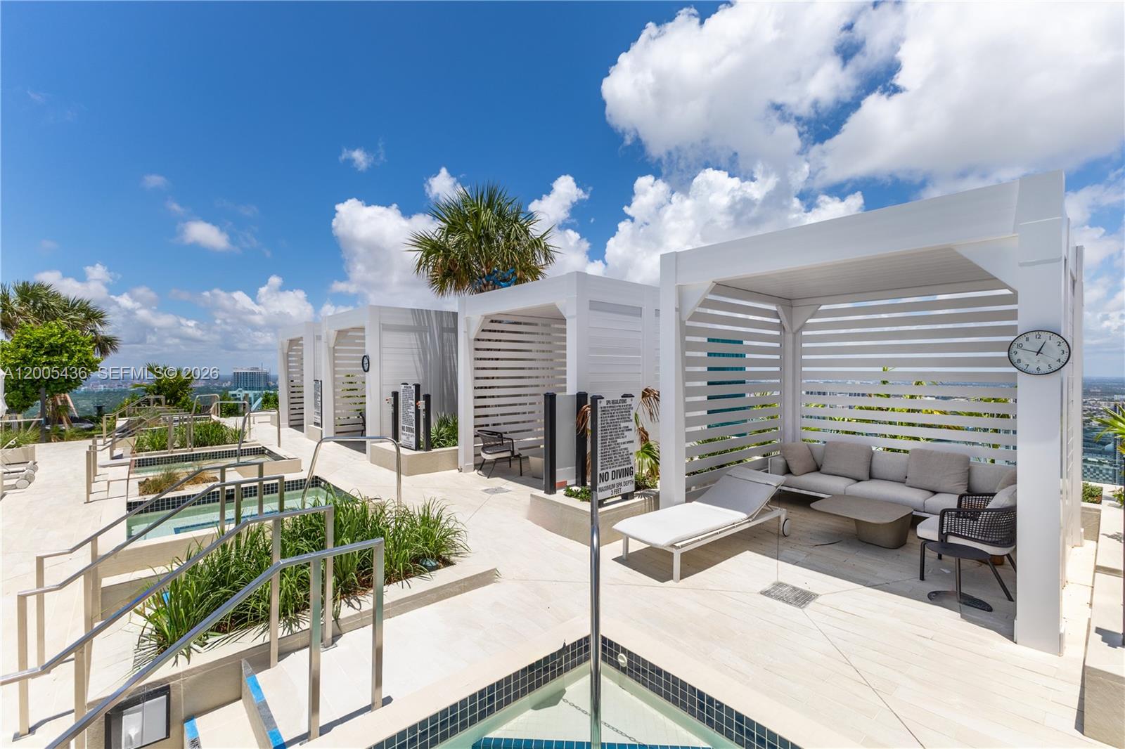 300 Biscayne Blvd Way #2802E Miami, FL 33131
