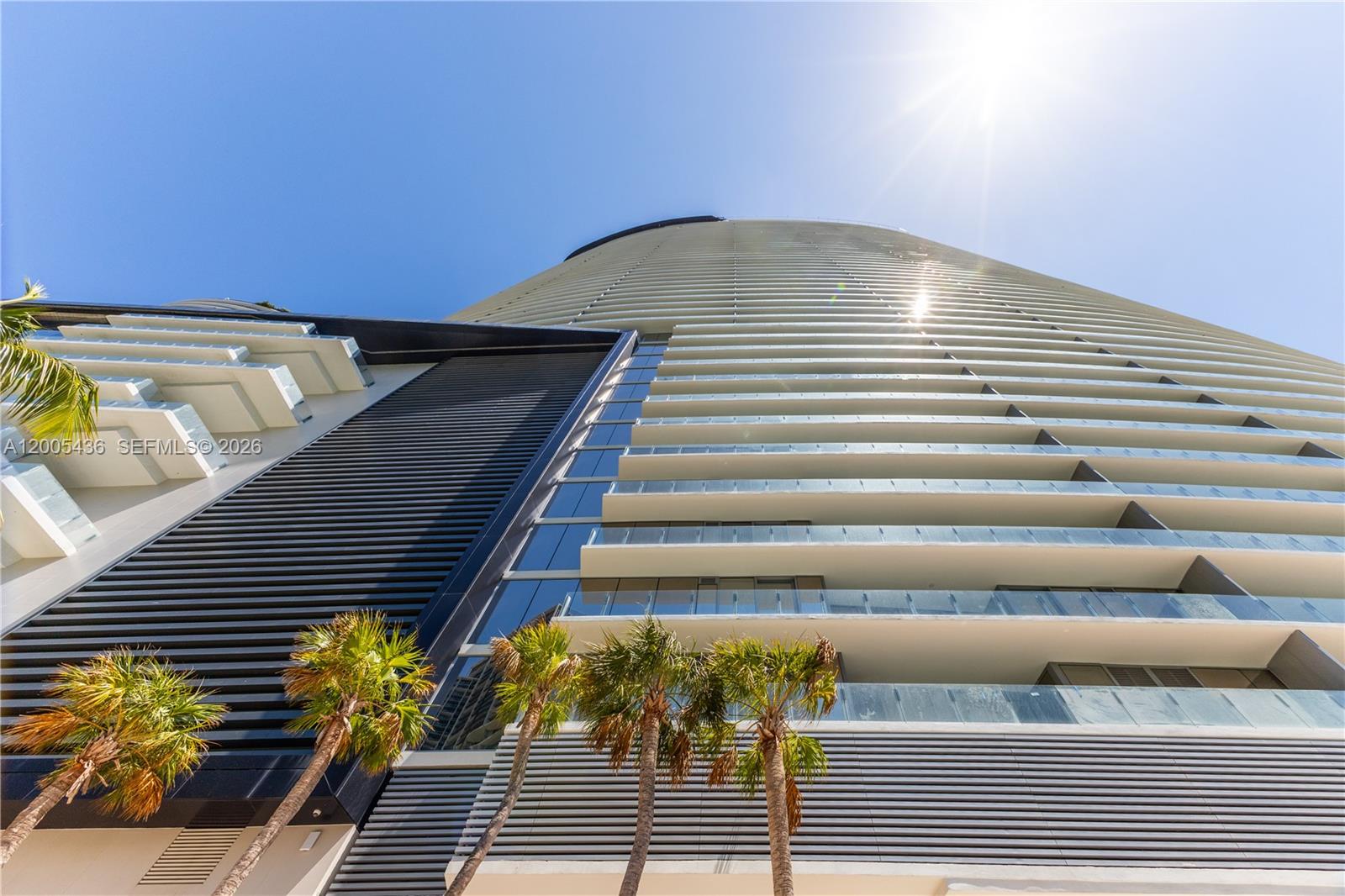 300 Biscayne Blvd Way #2802E Miami, FL 33131