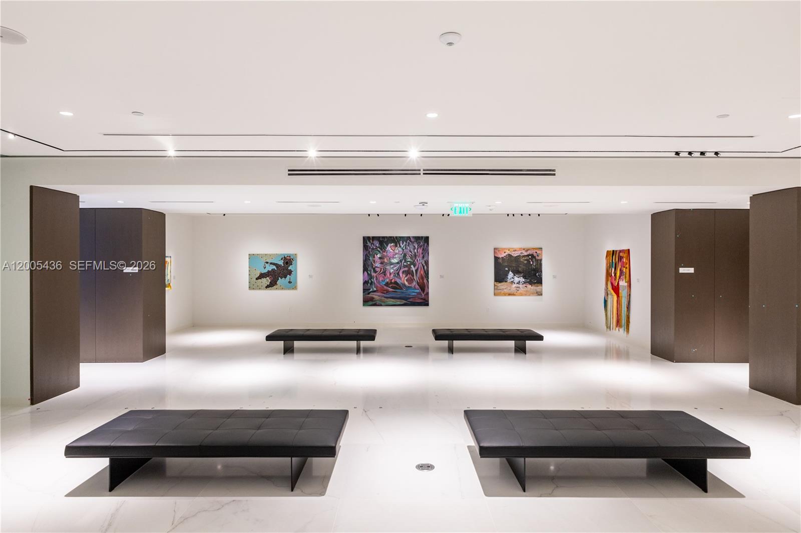 300 Biscayne Blvd Way #2802E Miami, FL 33131