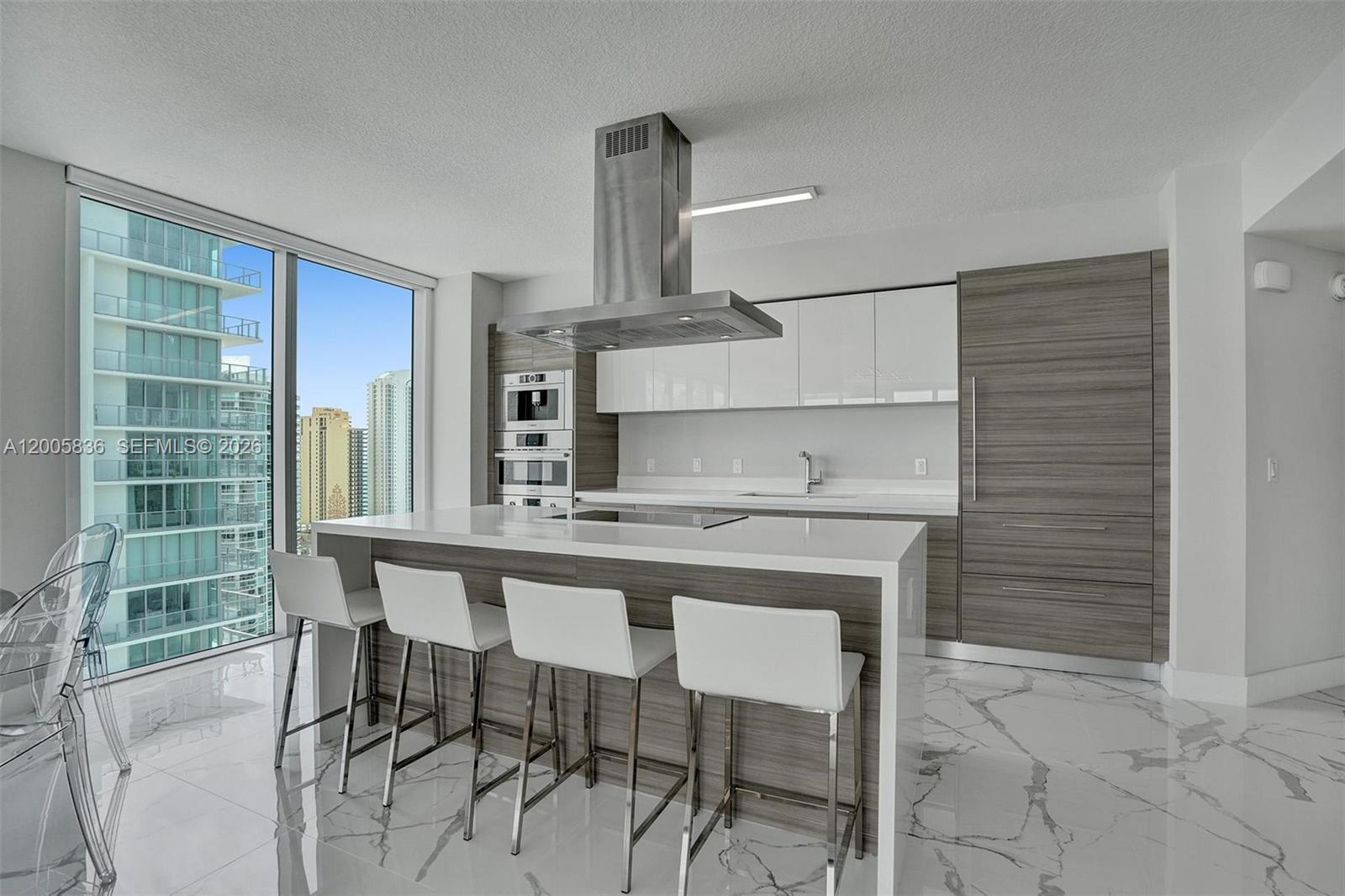 330 Sunny Isles Blvd #5-2207 Sunny Isles Beach, FL 33160