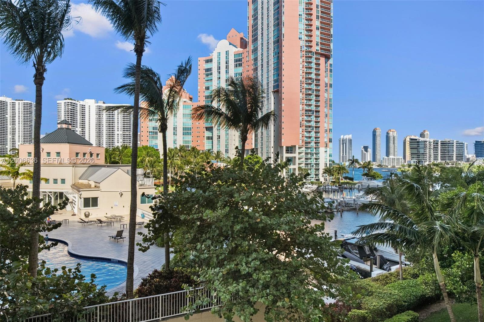 3340 NE 190th St #403 Aventura, FL 33180