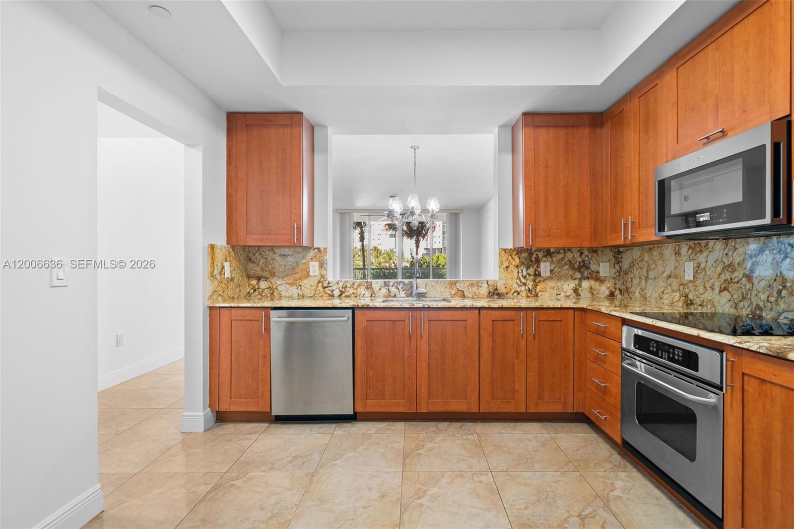 3340 NE 190th St #403 Aventura, FL 33180