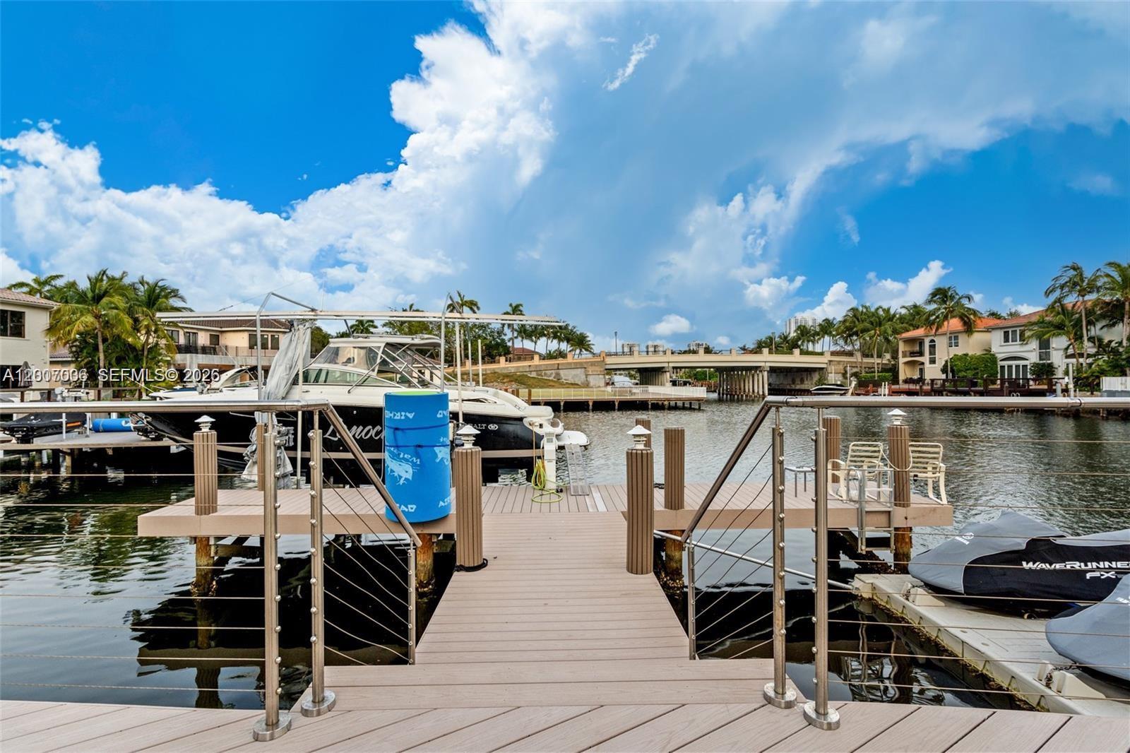 1260 Harbor Ct Hollywood, FL 33019