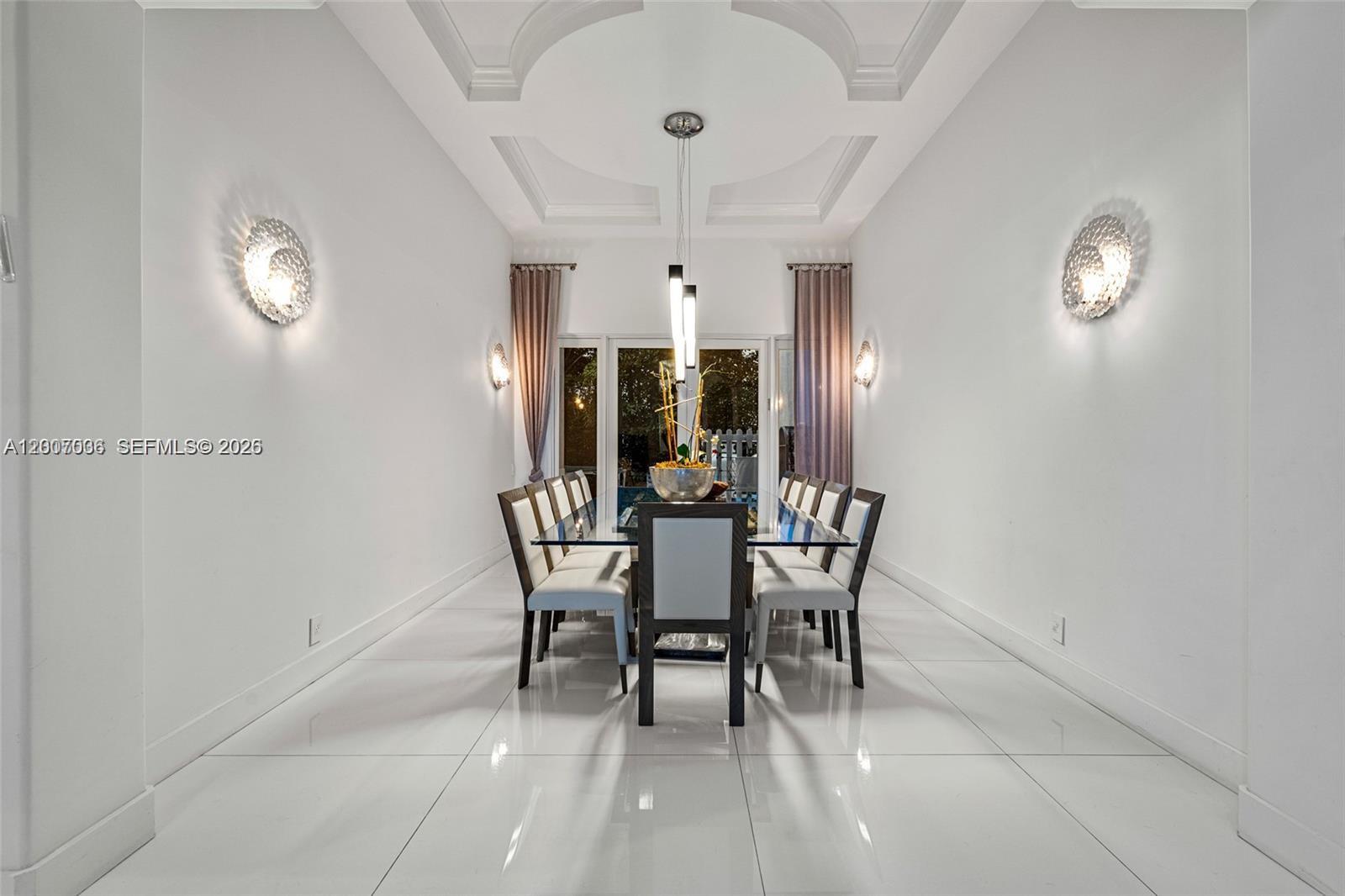 1260 Harbor Ct Hollywood, FL 33019