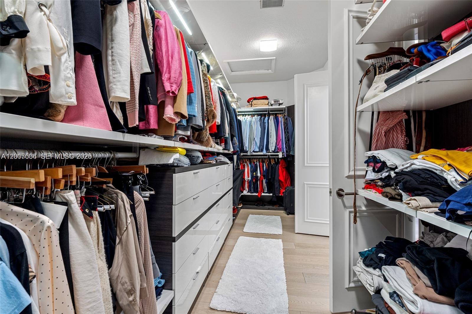 1260 Harbor Ct Hollywood, FL 33019