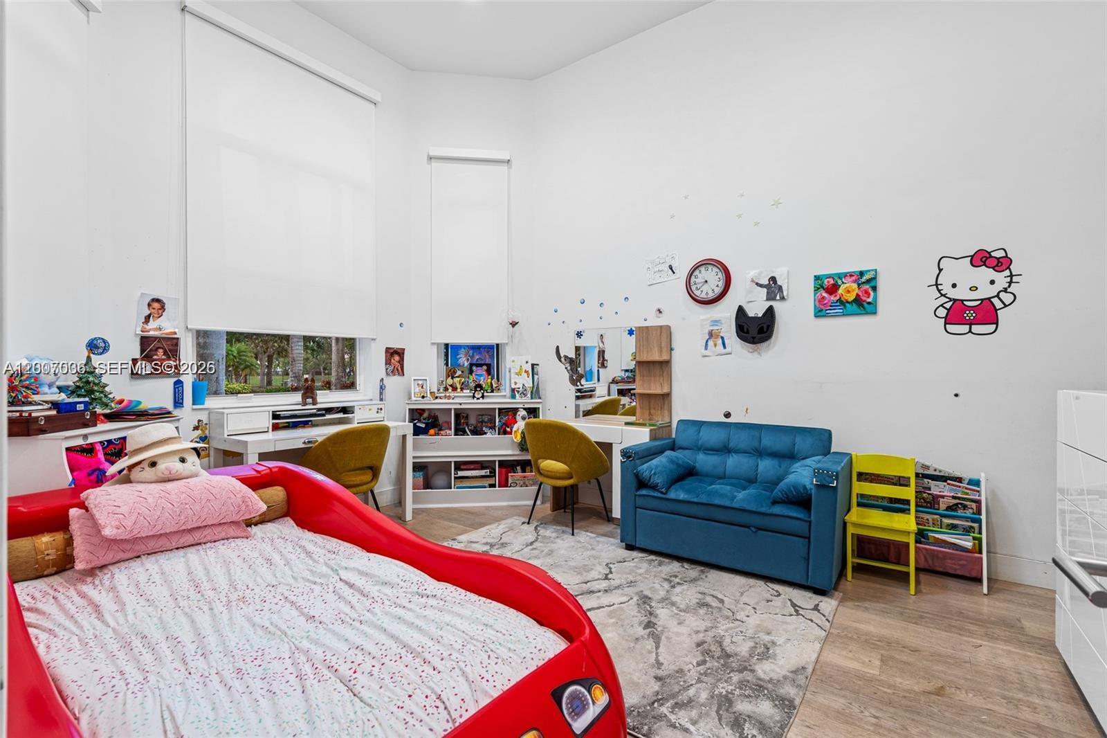 1260 Harbor Ct Hollywood, FL 33019