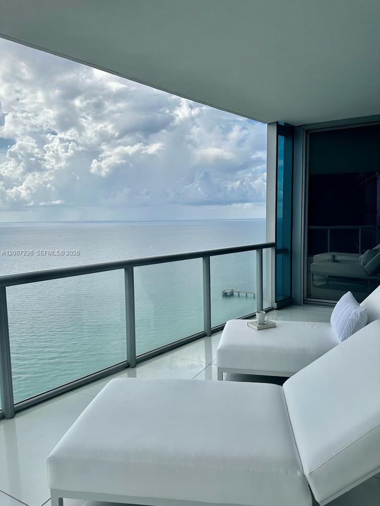 image Jade Ocean71