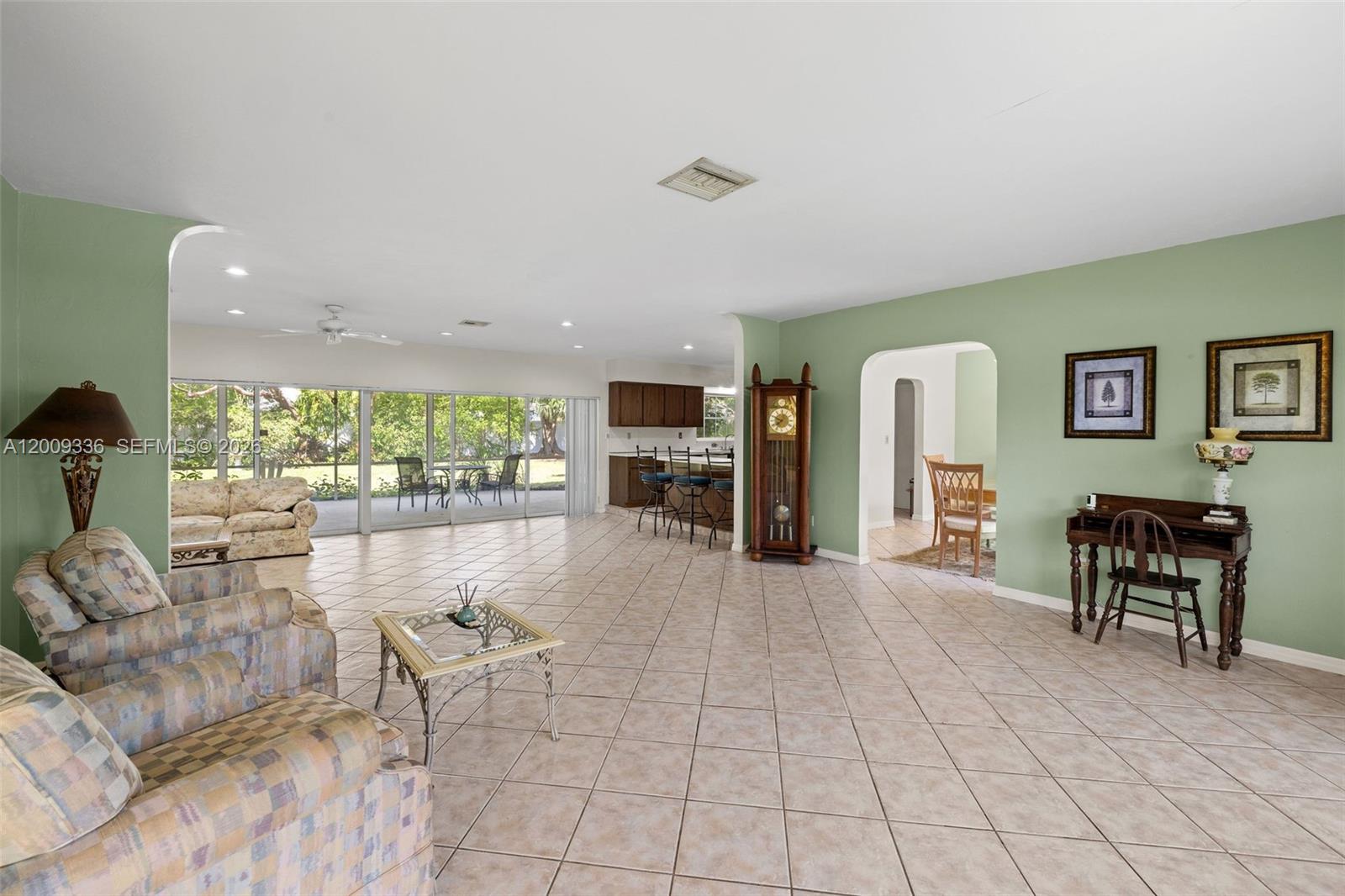 13730 SW 75th Ave Palmetto Bay, FL 33158