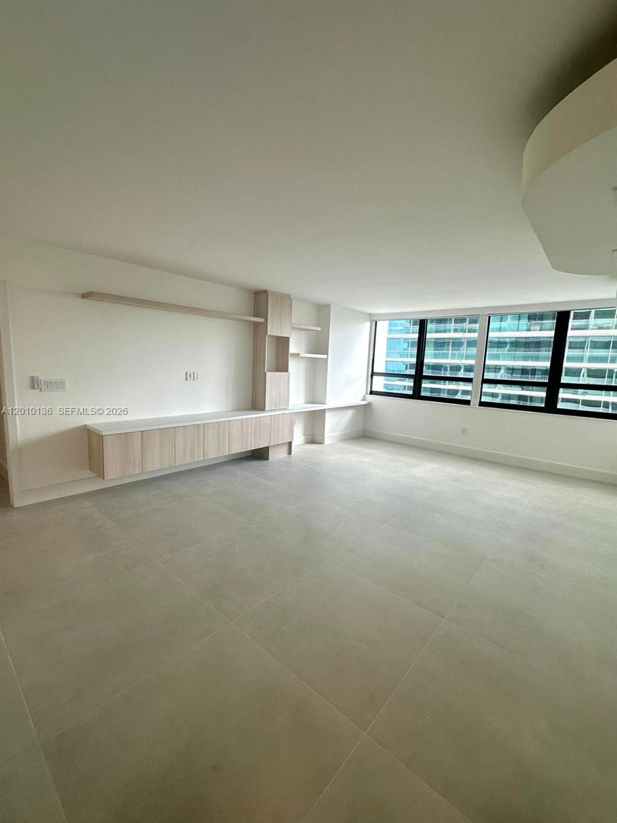 10205 Collins Ave #907 Bal Harbour, FL 33154