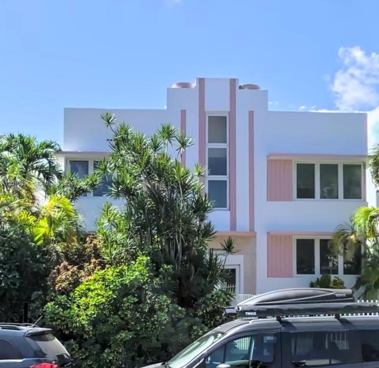 750 Jefferson Ave #4