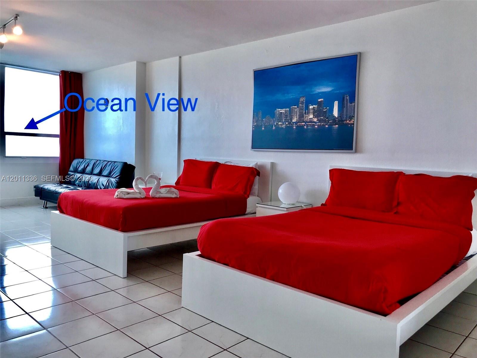 5445 Collins Ave #530