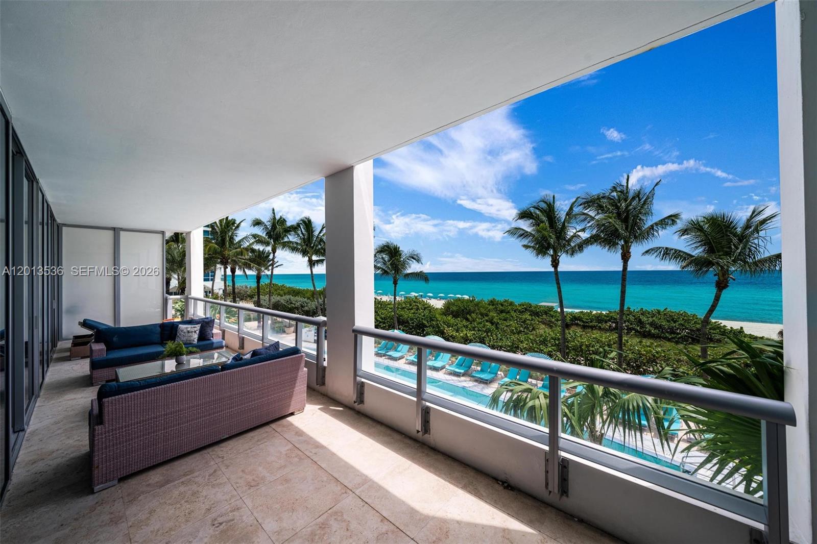 image Carillon Condo16