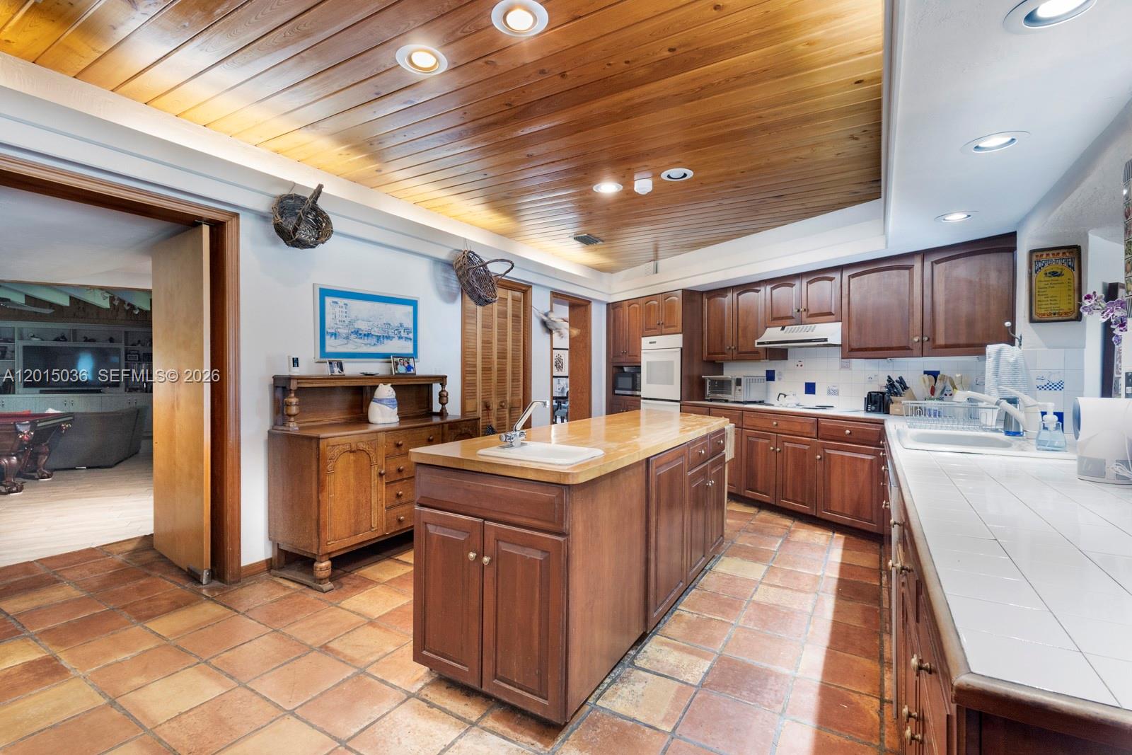 5340 Banyan Dr Coral Gables, FL 33156