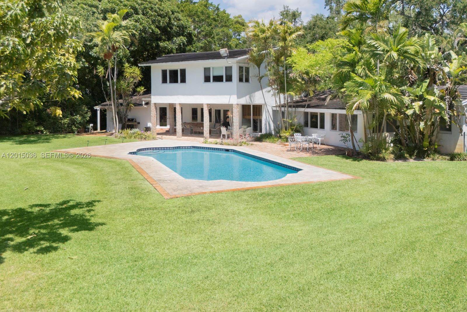 5340 Banyan Dr Coral Gables, FL 33156