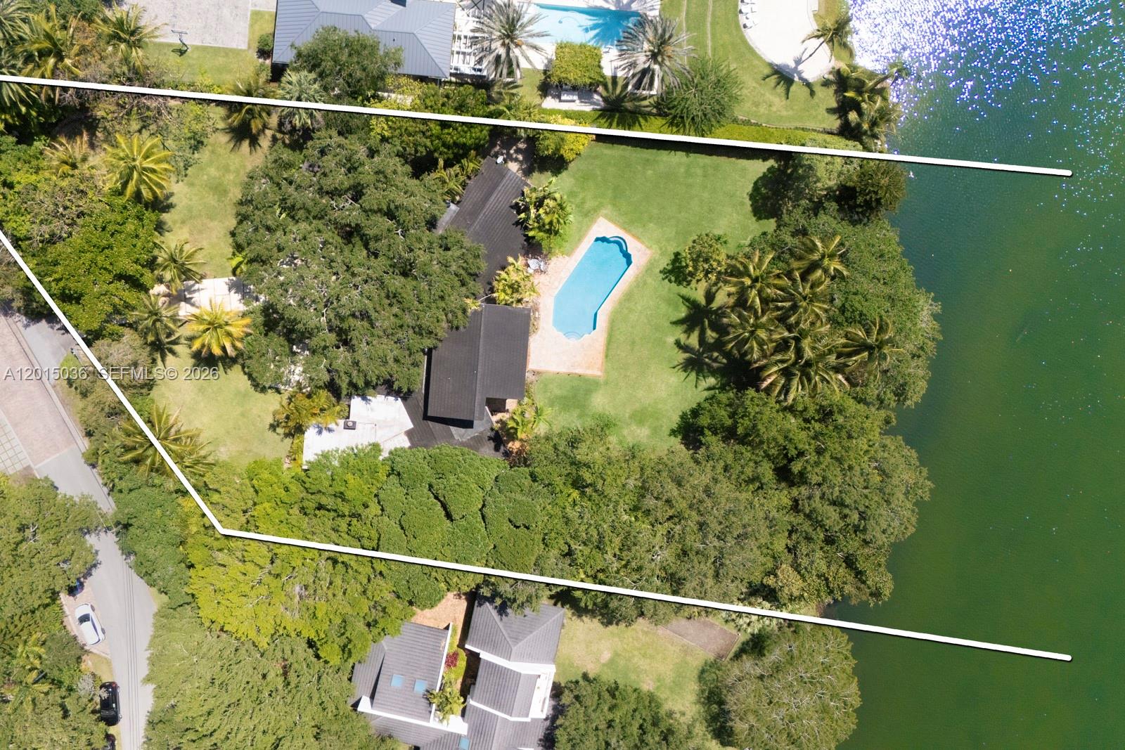 5340 Banyan Dr Coral Gables, FL 33156
