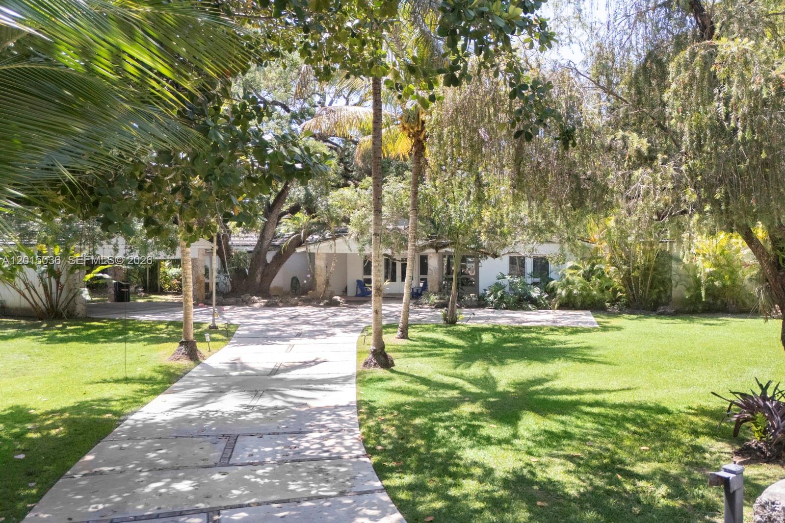 5340 Banyan Dr Coral Gables, FL 33156